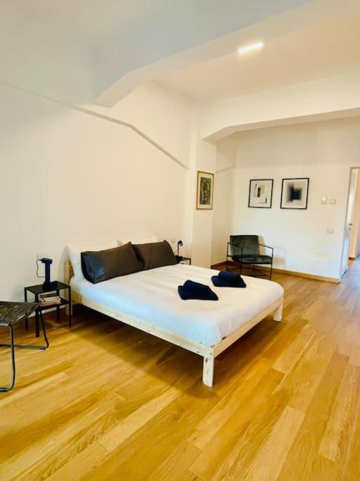 The Legendary Apartamento *