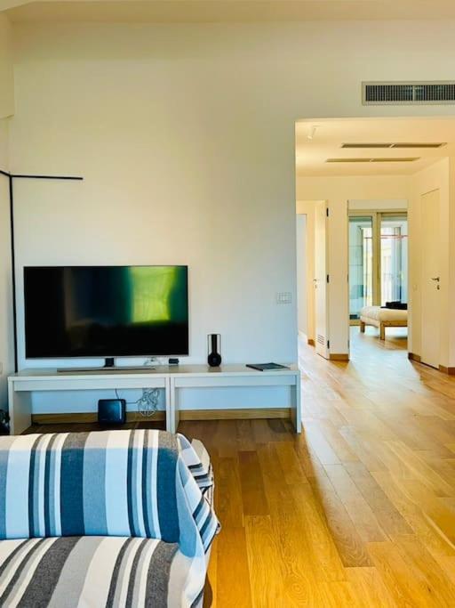 The Legendary Apartamento Milán